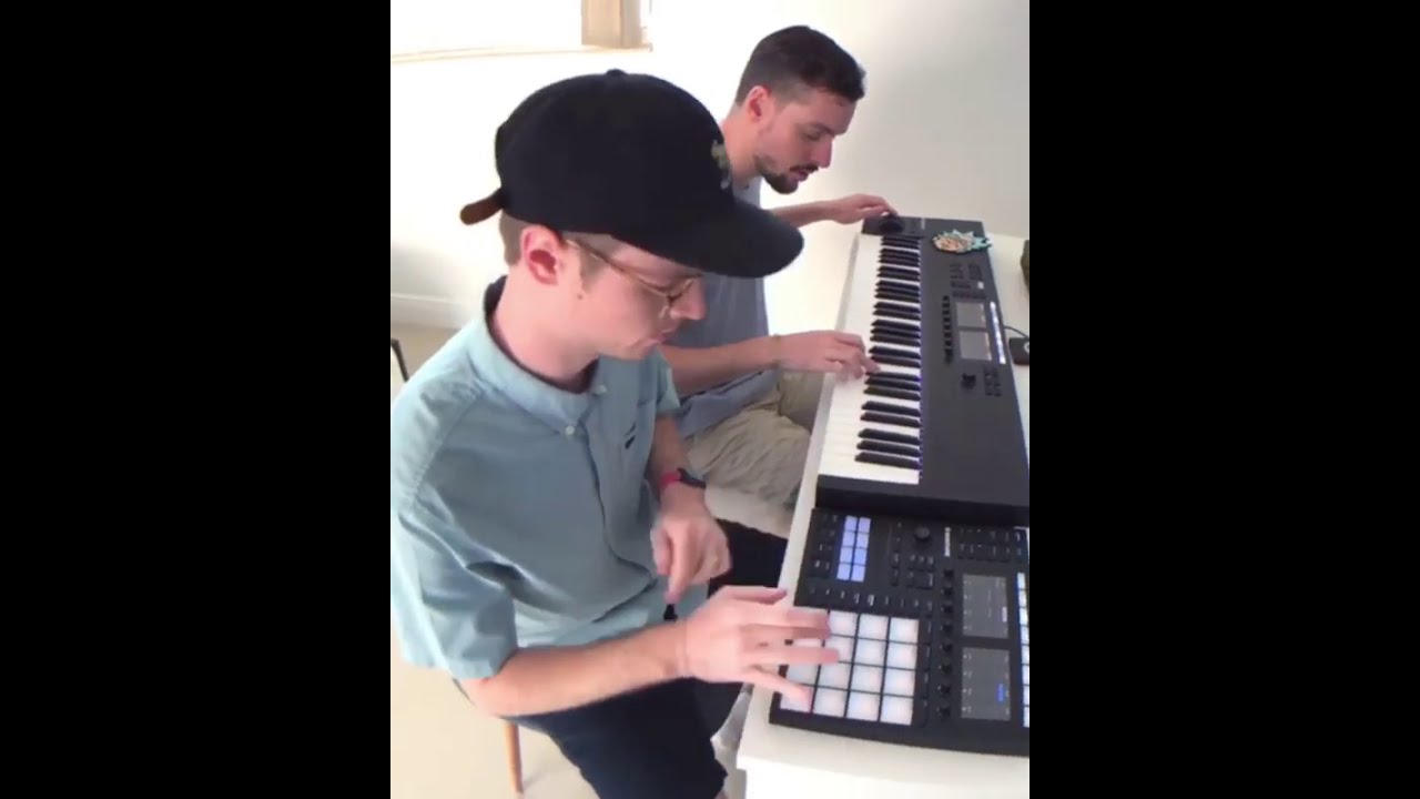 LAKEY INSPIRED MAKING A BEAT WITH LOGIC PRO X