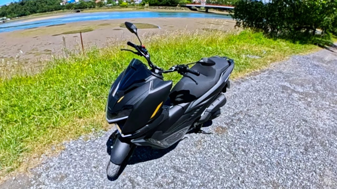 Primeras impresiones después de 100km con la nueva zontes 125x! Y unas pocas curvitas al final. 😉