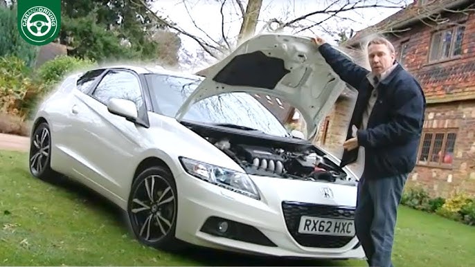 The Honda CR-Z Is the Weirdest Car of the 2010s. But Is It Any