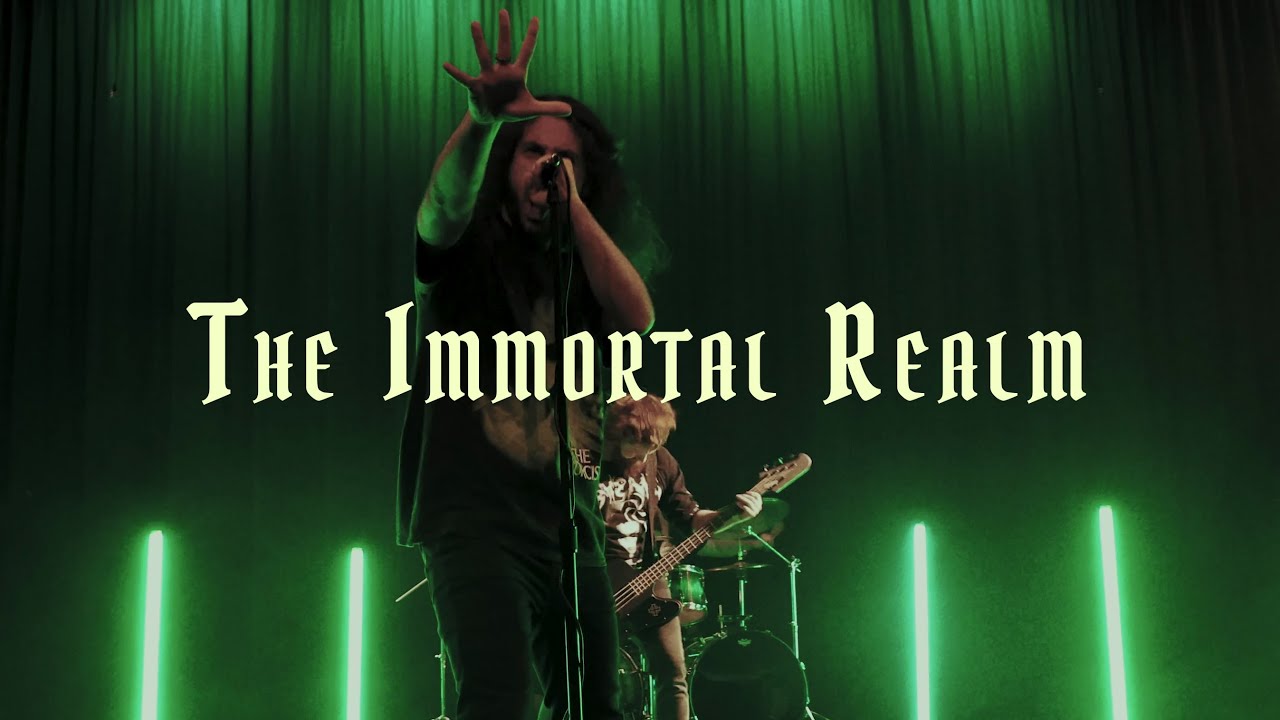 Crypt Crawler - The Immortal Realm (Official Music Video) adlı videoyu YouTube'da izle