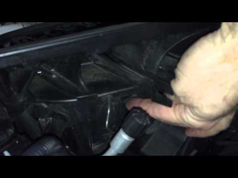 Headlight Bulb Change-Passenger Side-2007 BMW X3