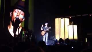 Jason Mraz - In My Life (Beatles Cover) live at Madison Square Garden 12/10/12