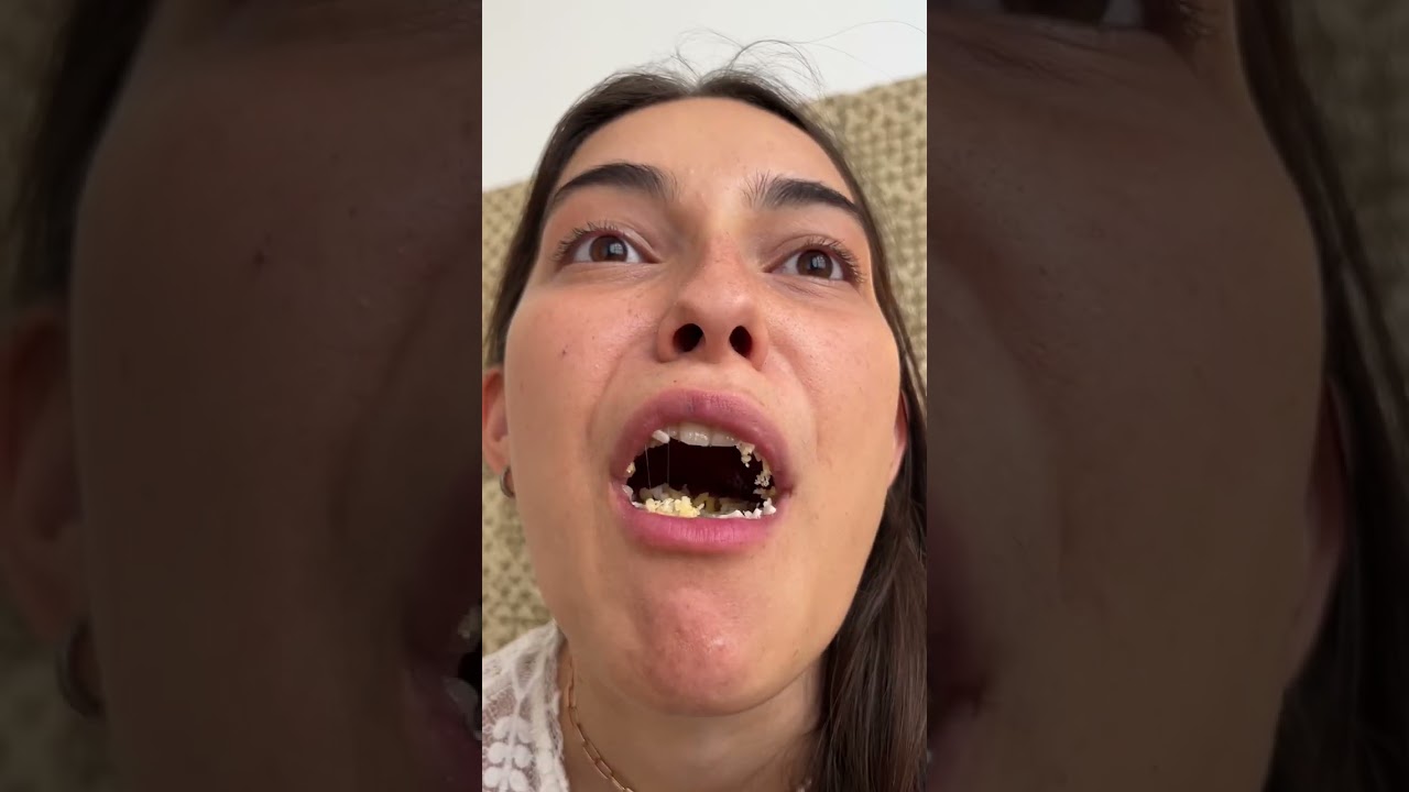 Misha go&ucirc;te MES BONBONS D'ENFANCE ! ✨ #internationalcouple #bonbon #humour #shortswithzita #shorts