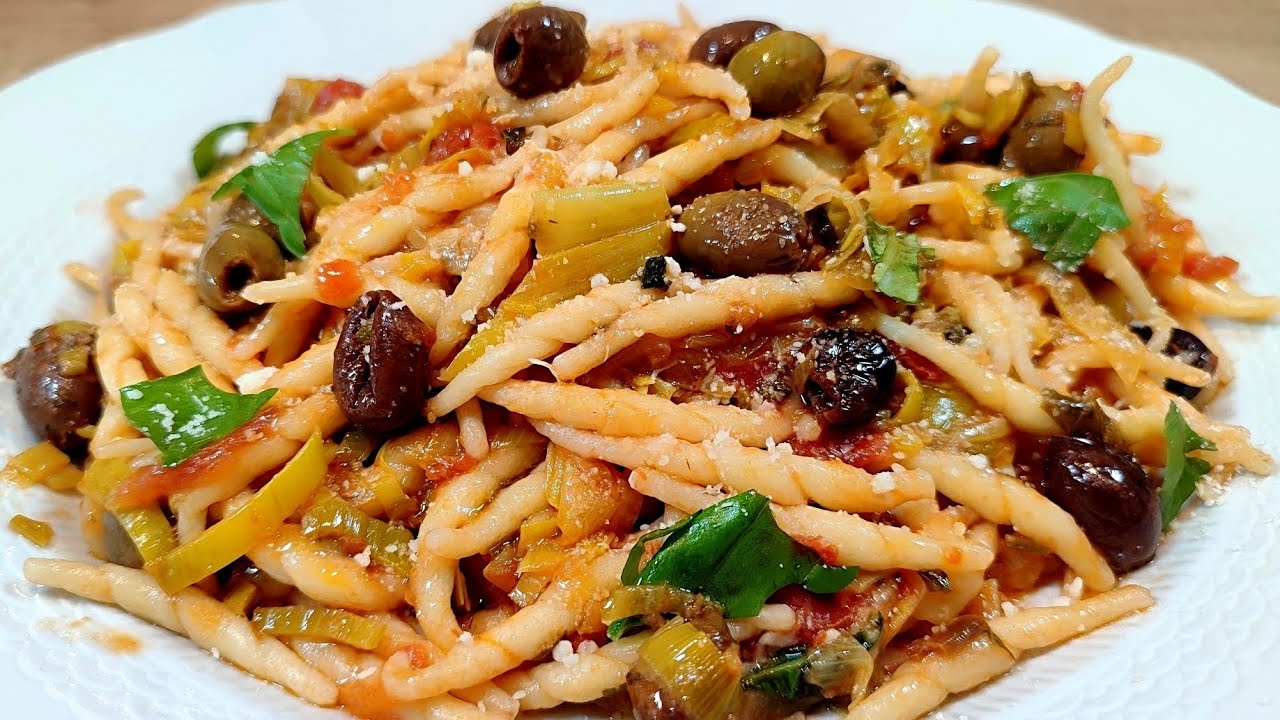 PASTA alla LUGURE - RICETTA che DEVI assolutamente PROVARE subito👨‍🍳
