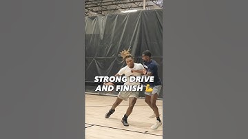 Strong drive and finish 💪 @noahclowney #jushoop #juswin