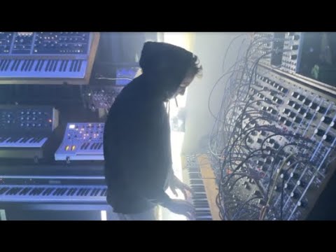 Mike Dean - Making of "Challenger" (Live via Stream)