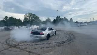 New edge 99 mustang GT doing donuts