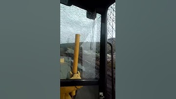 A wonderful sight was seen in the coal mine while the GREDAR was running #nature #beautiful #liugong