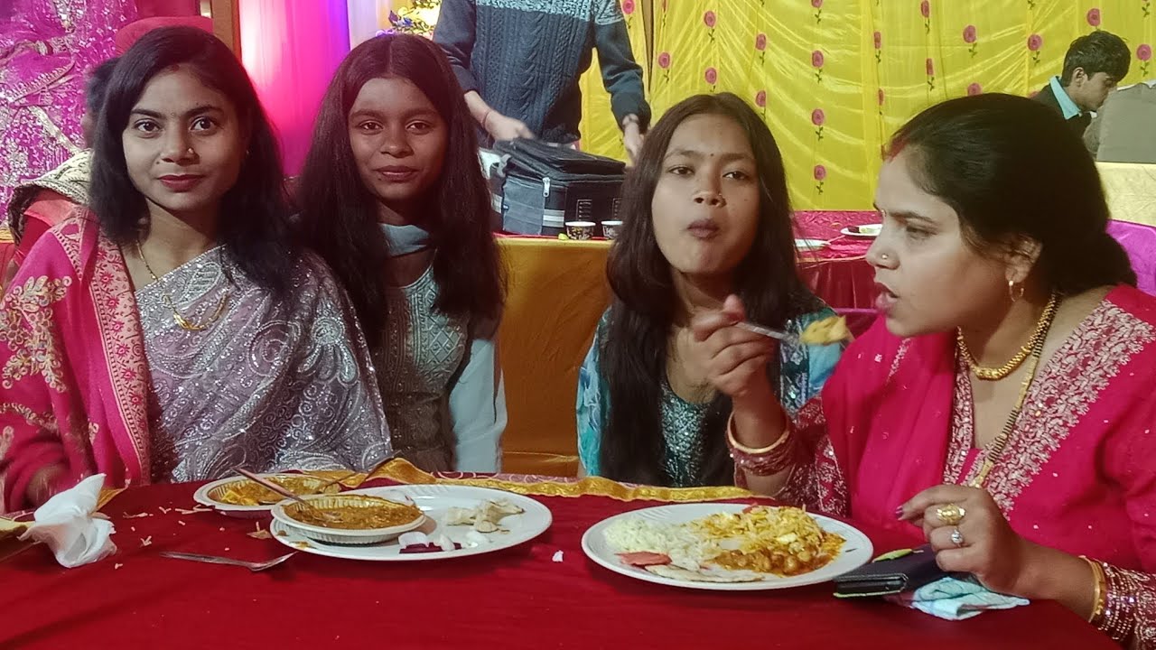 आज हम गए रिसेप्शन में 