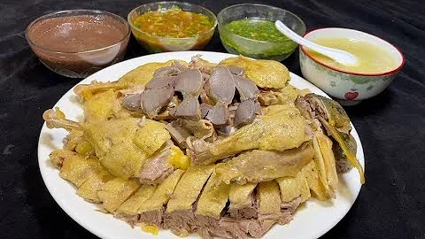 这道菜是广西年夜饭餐桌上必不可少的美食之一 做法简单一看就会【秒飞美食屋】， #年夜饭 #白切鸭 #白切鸭正宗做法 - 天天要闻