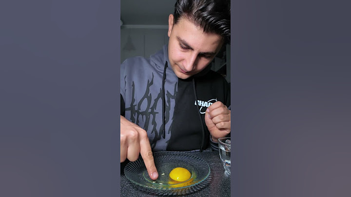 Broken Egg Shell Removing Life Hack🥚