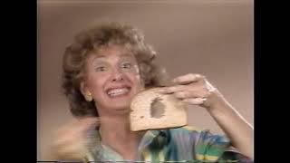 Elephant Show Episode #64 'Awards Show' | Sharon, Lois & Bram