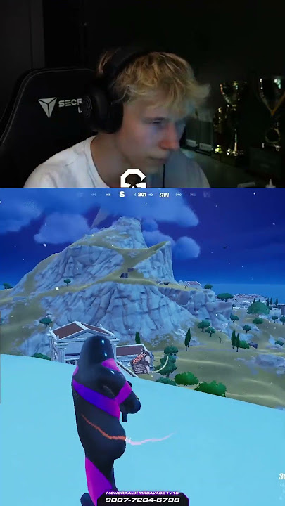Veno Gets Mad At MrSavage After He Misses An Easy Snipe