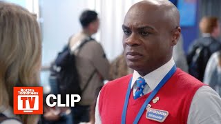 LA to Vegas S01E14 Clip | 'Bernard Wastes A Great Performance On Captain Dave' | Rotten Tomatoes TV