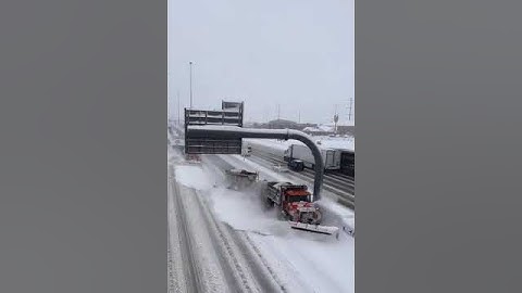 The new way of snow plowing the expressways! #snow #winter #truck #plowing #highway