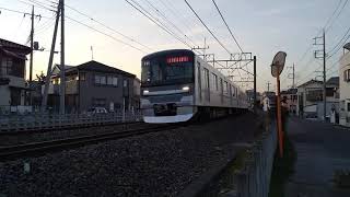 東京メトロ日比谷線13129F7両編成回送で春日部～一ノ割駅間通過