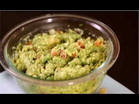 Instant Expert How To Make Guacamole-11-08-2015