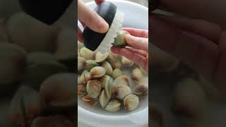 Vietnamese Lemongrass Steamed Clams (Nghêu Hấp Sả) #vietnamesecuisine #vietnamesedish #cooking