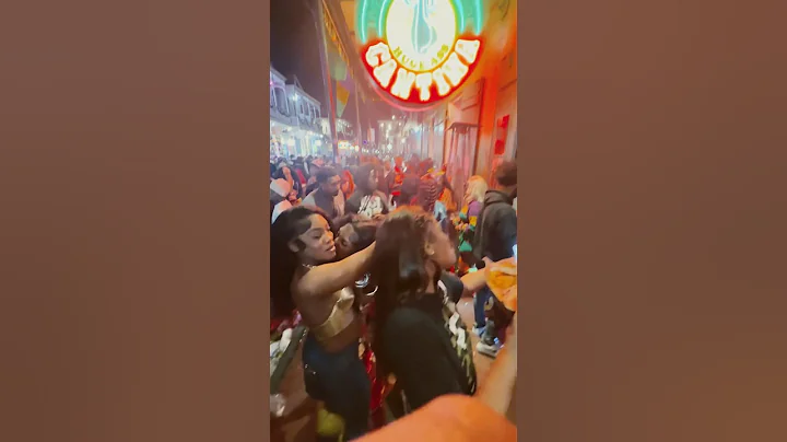 Mardi gras 2024 bourbon street #mardigras #carnaval #neworleans