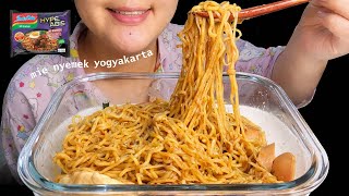 ASMR Mukbang No Talking Indonesian Noodles Indomie Mie Nyemek Jogja 🇮🇩 | Hunnie Land