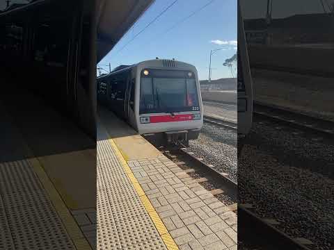 Set 22&20 departing Fremantle station #transperth