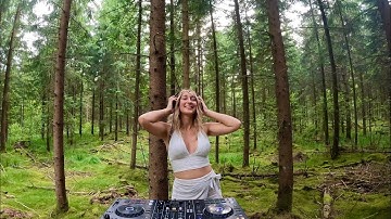 Best Deep House Mix I Chill Melodic House 2025 I Daniella Bjarnhof Deep In The Woods I Anjunadeep