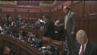 Right to video record police up for debate