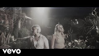 Video thumbnail of "Tigirlily Gold - Somebody Does"