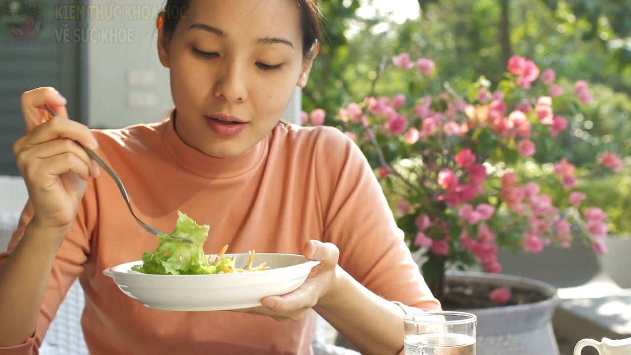 Thường xuyên ăn sáng điều gì sẽ xảy ra với cơ thể? - YouTube