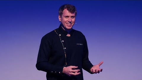 How to Succeed as a Newcomer in a 300-year-old Industry | Anian Schreiber | TEDxZHAW