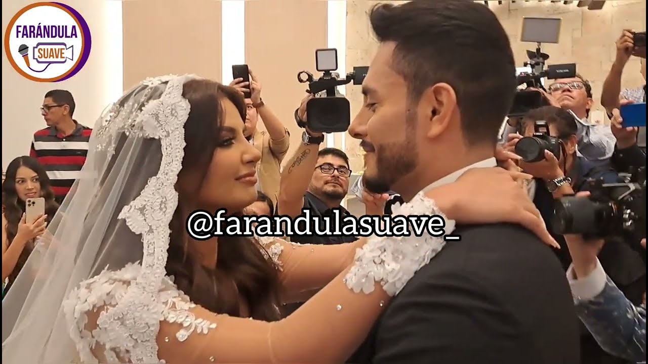 Dayanara y Jonathan se casaron por el eclesiástico.