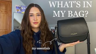 my everyday purse essentials (what’s in my bag)