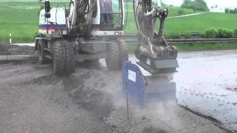 Máy cào bóc mặt đường ERKAT - Cty QUANG ANH