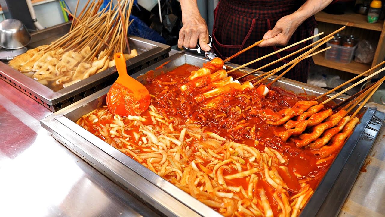 45년 전통 무떡볶이 달인 할머니 / spicy rice cake Tteokbokki / korean street food