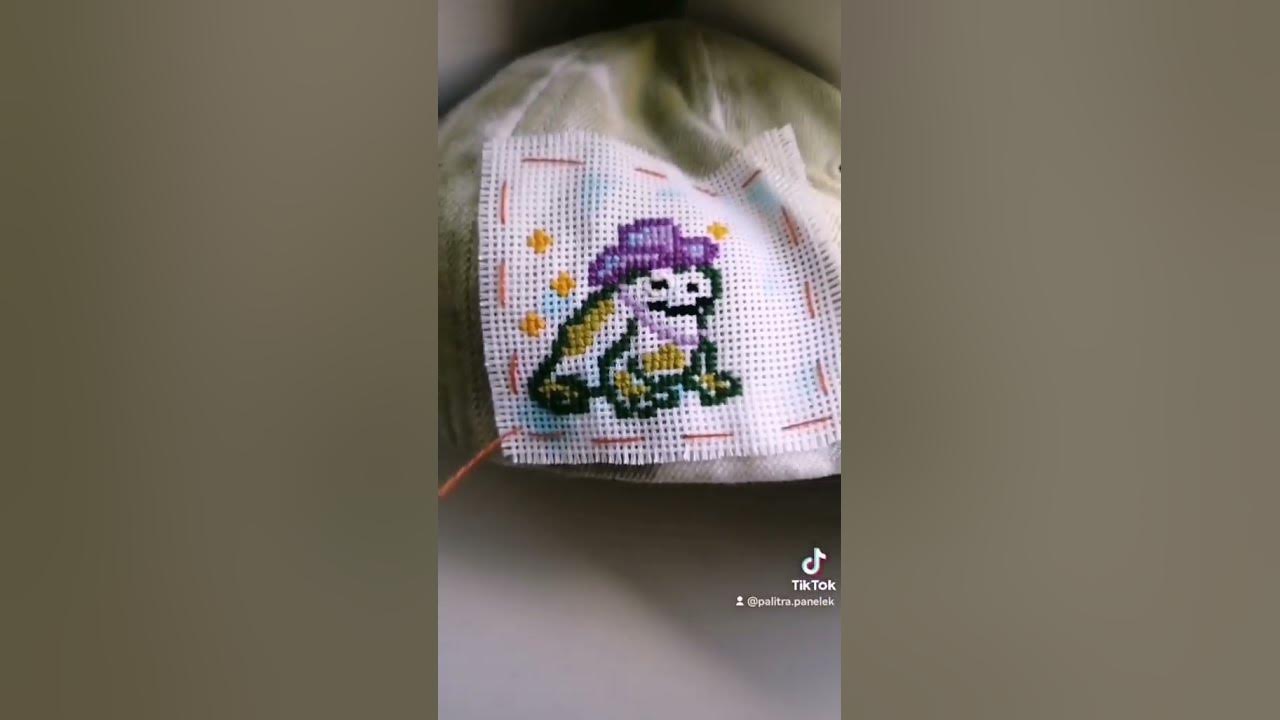 #кастом #diy #жабка #жаба #вышивка - YouTube