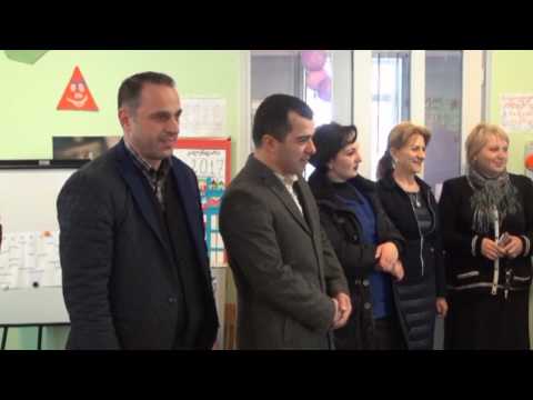 ხობის მაჟორიტარმა დეპუტატმა საბავშვო ბაღი დაათვალიერა