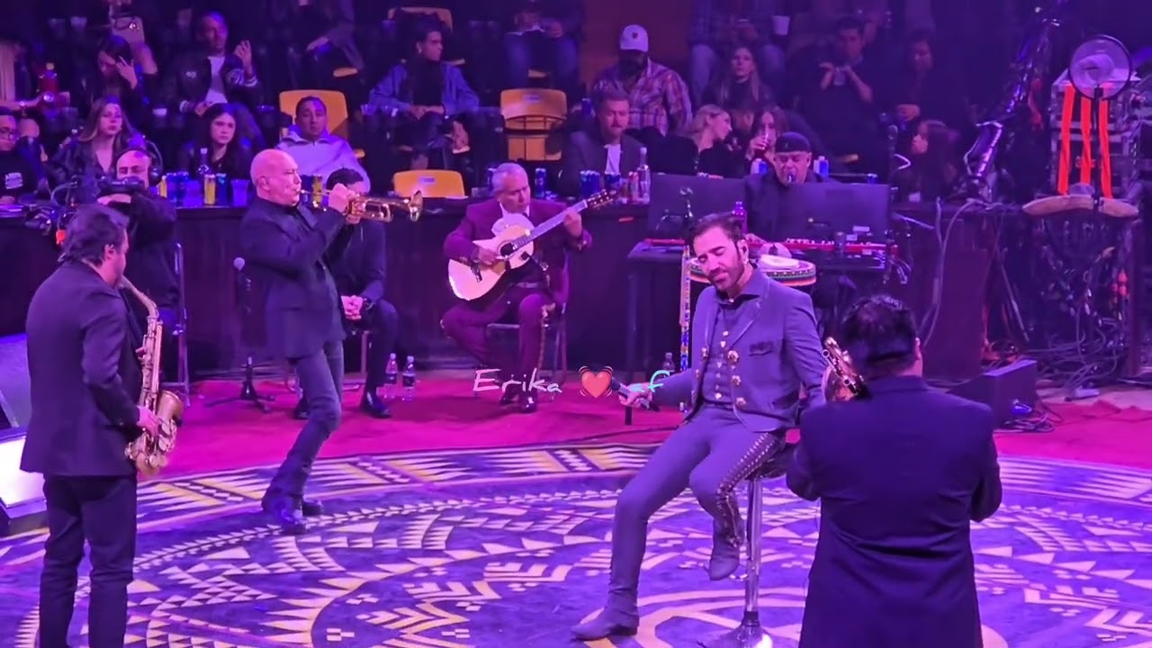 Alejandro Fernández el 🐴 ❤️  De Rey A Rey 🎶 A mi manera 🥰👏 Palenque León 2026