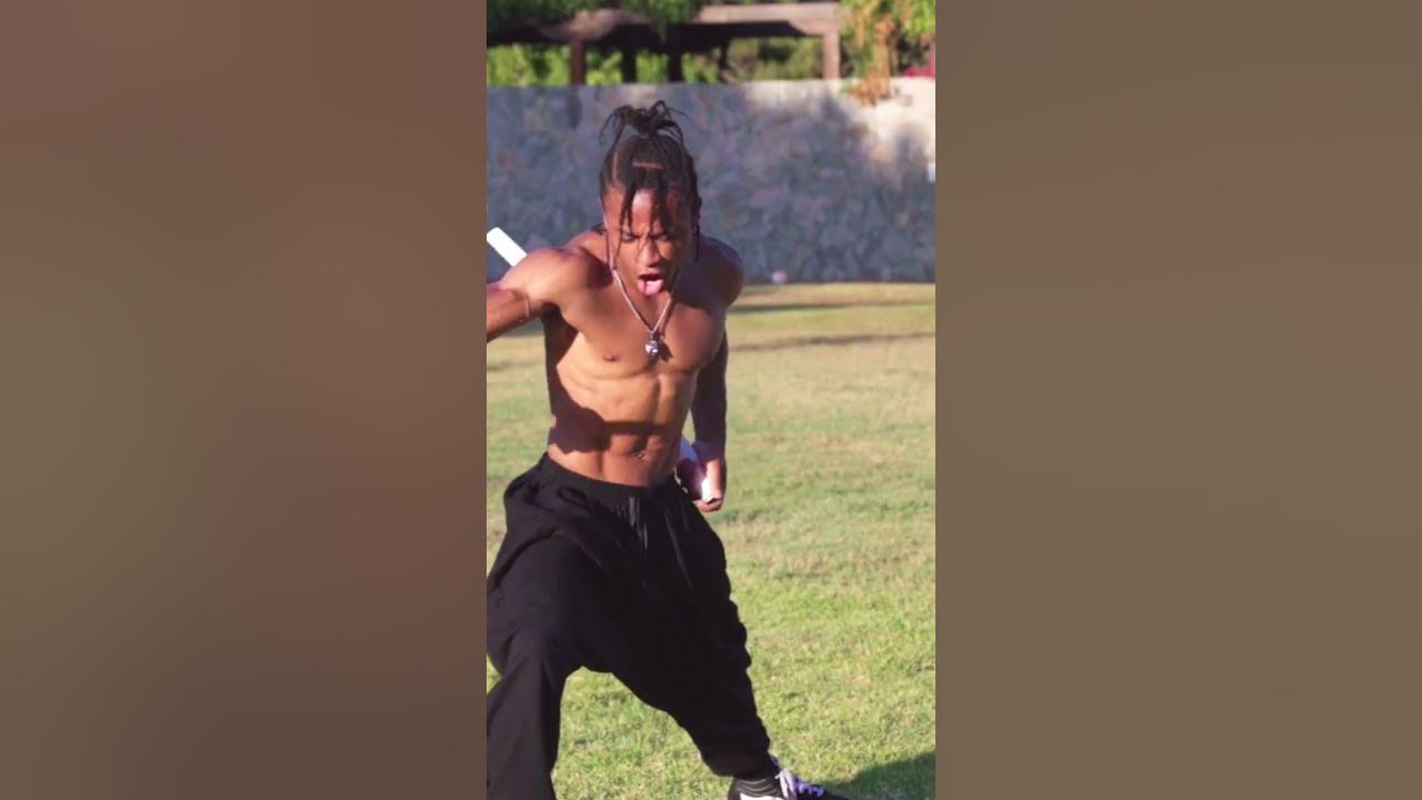 Fik-Shun Cuts Bullet with his eyes closed! (Bb bullet) IG: Dance10fikshun