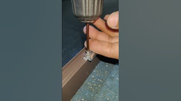 Connected pocket locks screen windows, foldable pages, flap design, and no need to measure handle