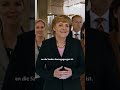 Kein Bock Merkels Buch zu lesen? Wir haben da 'ne Doku! 😇