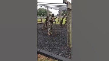 Marines compete in INSANE Obstacle Course 🇺🇸💪🏼#usmc #obstaclecourse  #marines