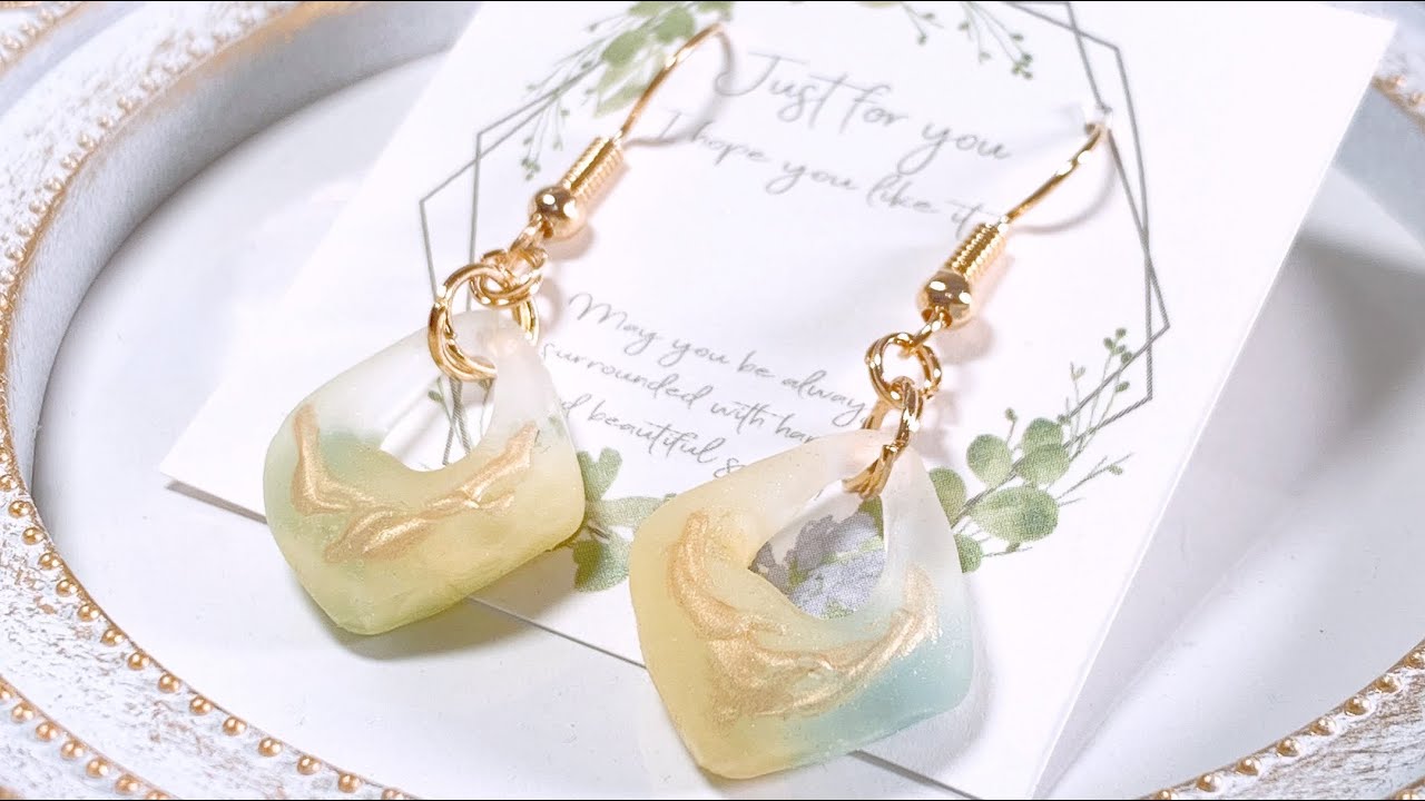 レジン】パーツクラブ新しいモールド 上品で涼しげなニュアンスピアス