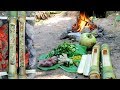Primitive Technology : Find Food Meat Muntjac Deer with Bamboo - Cooking Muntjac with Coconut