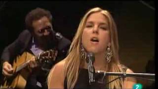 Diana Krall -  I Love Being Here With You chords