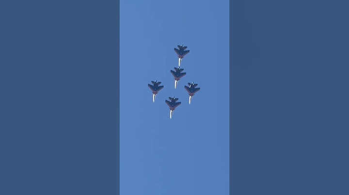 Russian cars in action #aviation #automobile #lifeisbutadream #dothingsyoudontwanttodo
