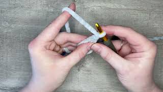 How to make a magic ring/circle w/ chenille yarn (sweet snuggles lite/premier parfait chunky) screenshot 5