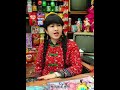 小卖部老板娘送龙珠给二狗子#童年回忆#怀旧零食