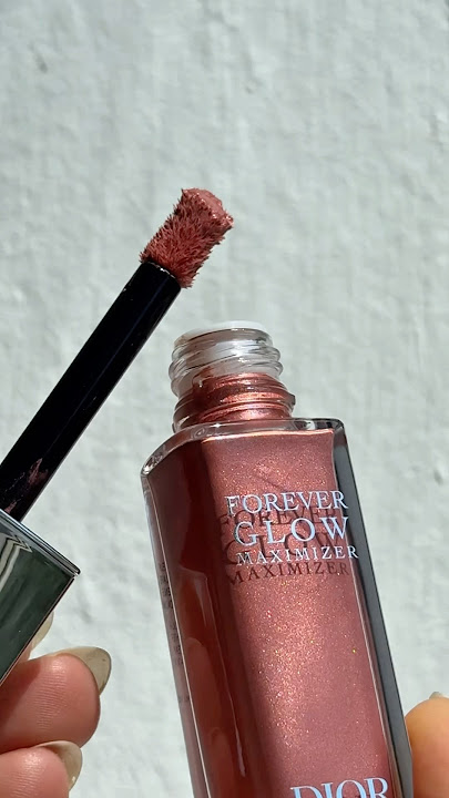 Dior forever maximazer glow Rosy❤️delicate shine, isn’t it? #dior #highlighter #diorbeauty #liquid