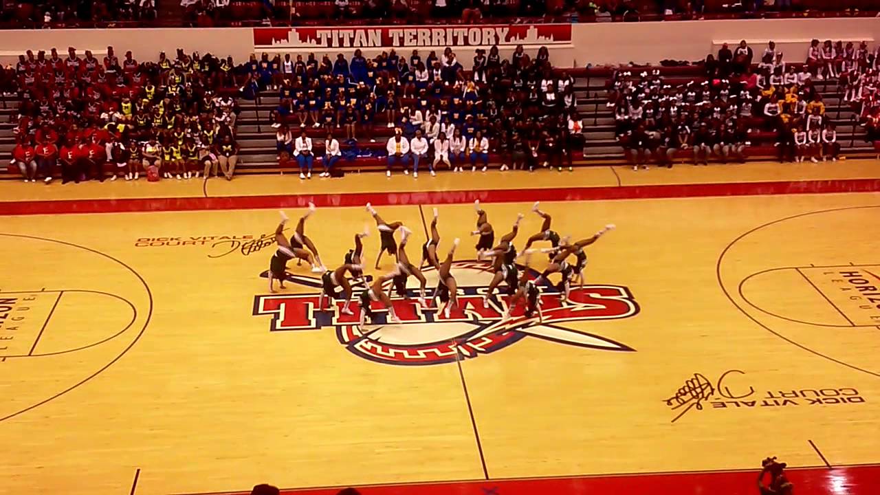 Detroit Spartans Cheer 2015 ATeam CHAMPS (CHEER ONLY) YouTube