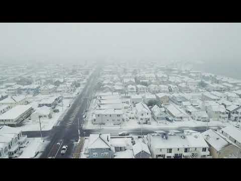 видео: First Snow in Wildwood 2021